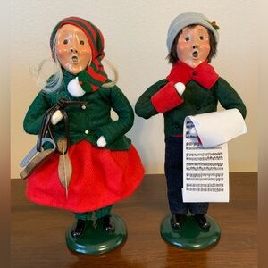 Byers Choice Carolers Boy & Girl Pair